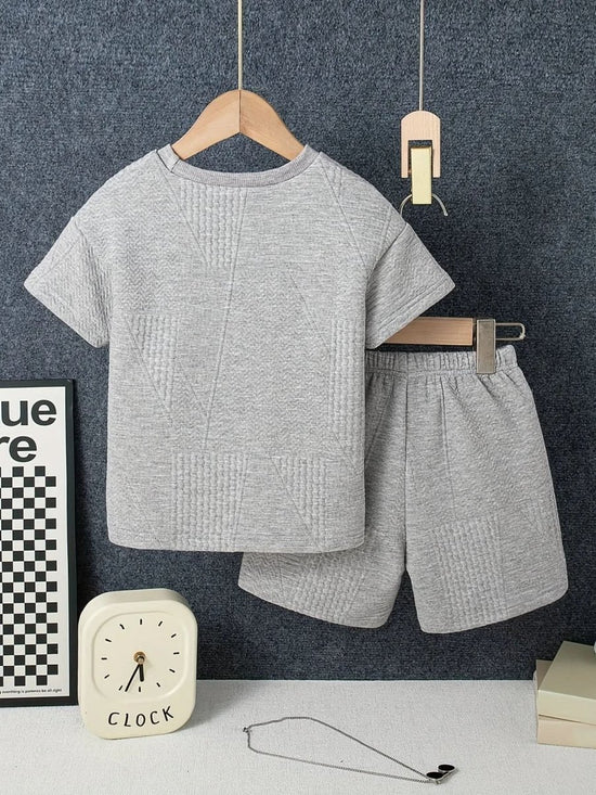 boys clothes - 2pcs Boys Casual Label Patched Solid Color Short Sleeve T-shirt & Shorts Set - DONGMEI CHEN TEXTILES